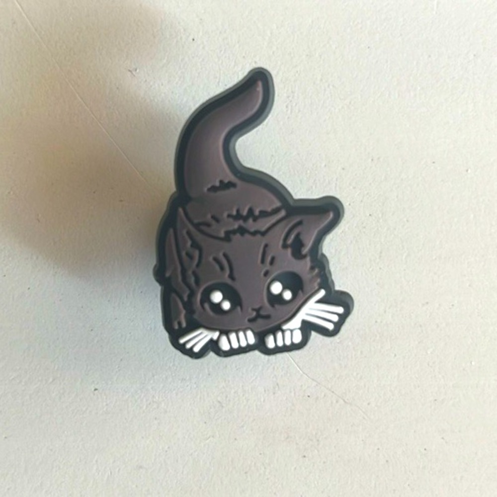 CAT CROC CHARM